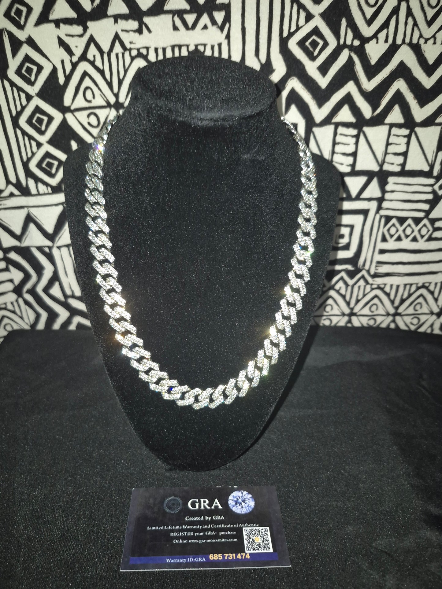 77̶7 Club "Ice Flow" 10mm Moissanite Miami Cuban Link – Solid 925 Silver